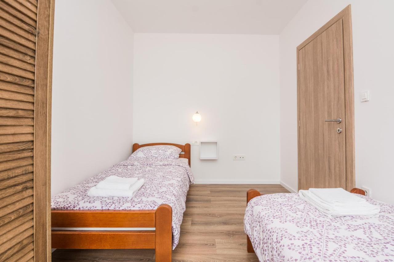 Zilip Apartments 비르 외부 사진